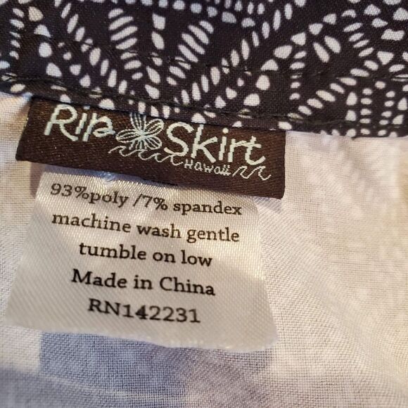 RipSkirt Hawaii Wrap Skirt Womens Small Black Pearl Batik Beach Coverup Travel - Picture 4 of 7